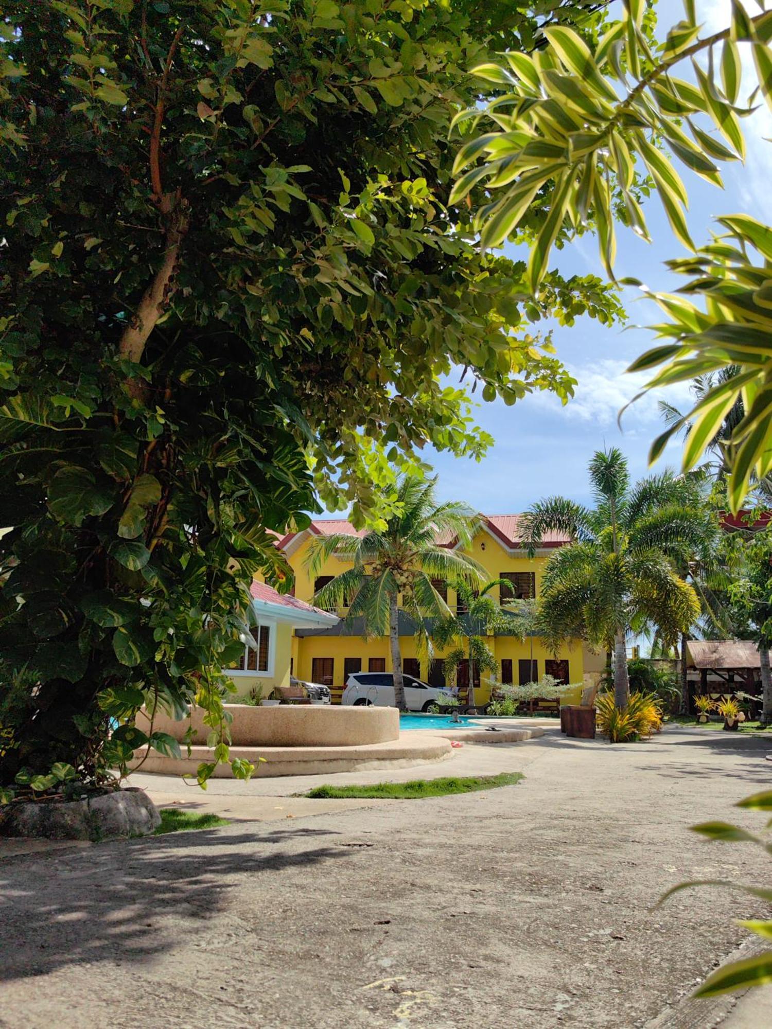 Lagnason'S Place Oslob Exterior foto